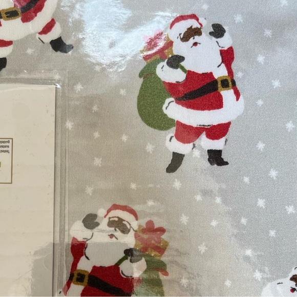 ISAAC MIZRAHI TWIN SHEET SET AFRICAN AMERICAN SANTA PRINT - Picture 2 of 3